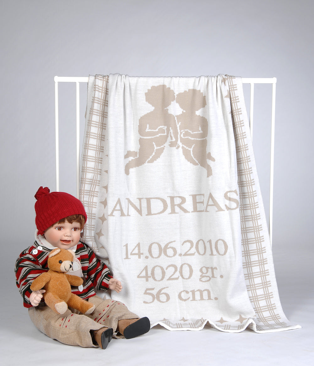 Babydecke Sternzeichen Zwilling mit Namen in Beige aus 100% Bio Baumwolle