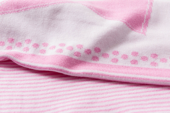 Kuschelkissen WALK OF FAME  mit Namen in Rosa aus 100% Bio Baumwolle Detailausschnitt