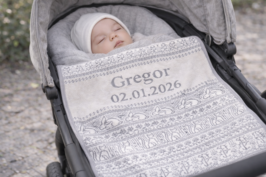 SCANDINAVIA BIO Babydecke mit Namen - babydecke.de